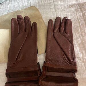Burberry Gloves